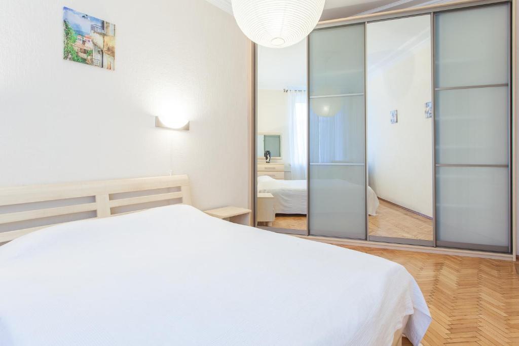 Sutkiminsk Apartment Centre Minsk Room photo